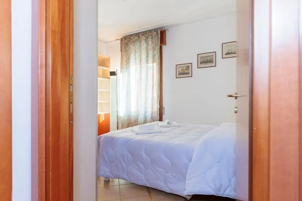 Apartment Casa Carla - Comodo Appartamento In Venice Cannaregio - 2 Camere Private Italy